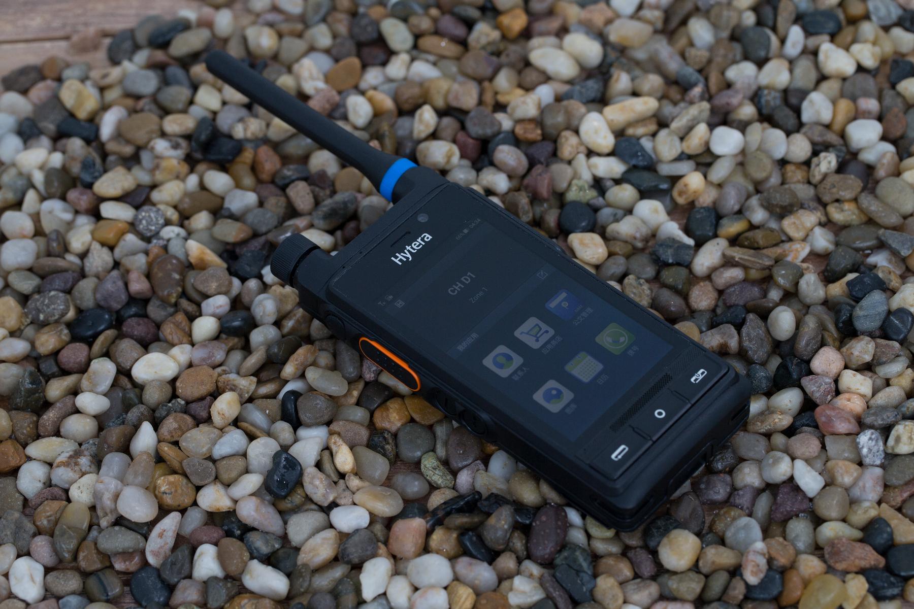 Hytera PDC760